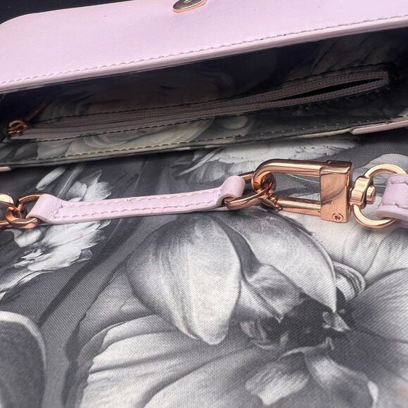 Ted Baker Loop Bow Convertible Crossbody/Clutch - Picture 13 of 16